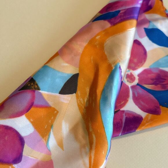 Colorful floral Scarf H3 - Picture 6 of 7